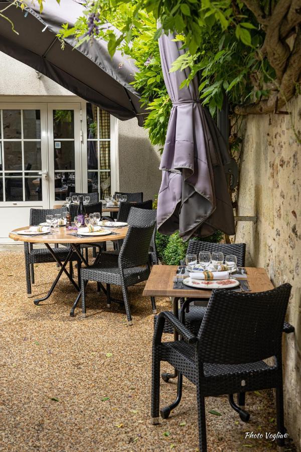 Logis Auberge Le Colombien - Hotel Et Restaurant Villandry Exteriör bild