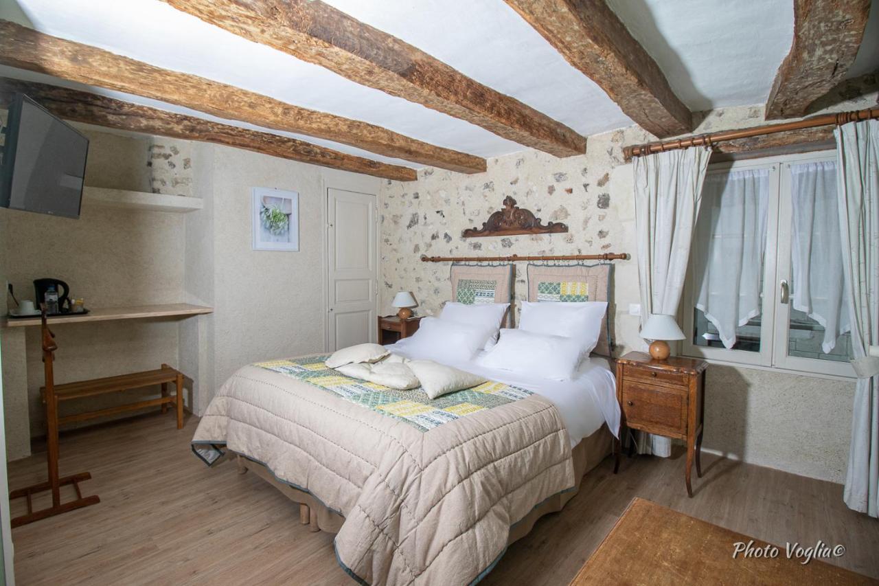 Logis Auberge Le Colombien - Hotel Et Restaurant Villandry Exteriör bild