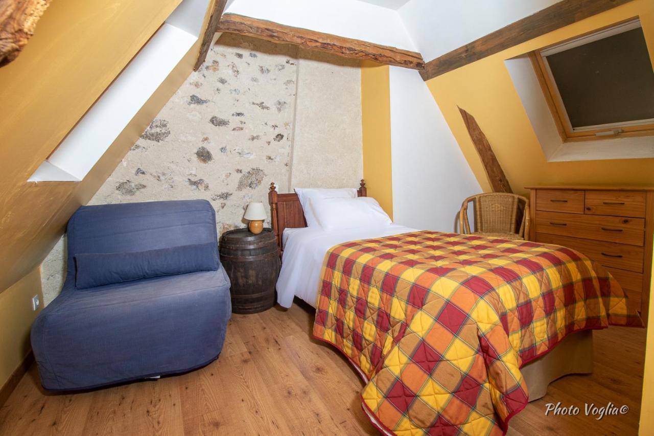 Logis Auberge Le Colombien - Hotel Et Restaurant Villandry Exteriör bild