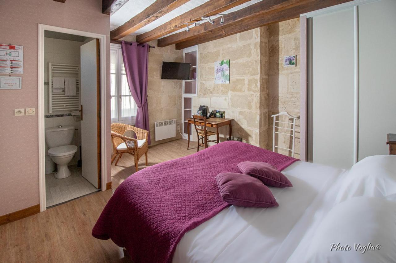 Logis Auberge Le Colombien - Hotel Et Restaurant Villandry Exteriör bild