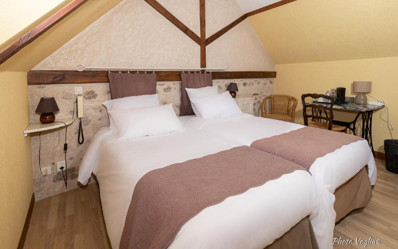 Logis Auberge Le Colombien - Hotel Et Restaurant Villandry Rum bild
